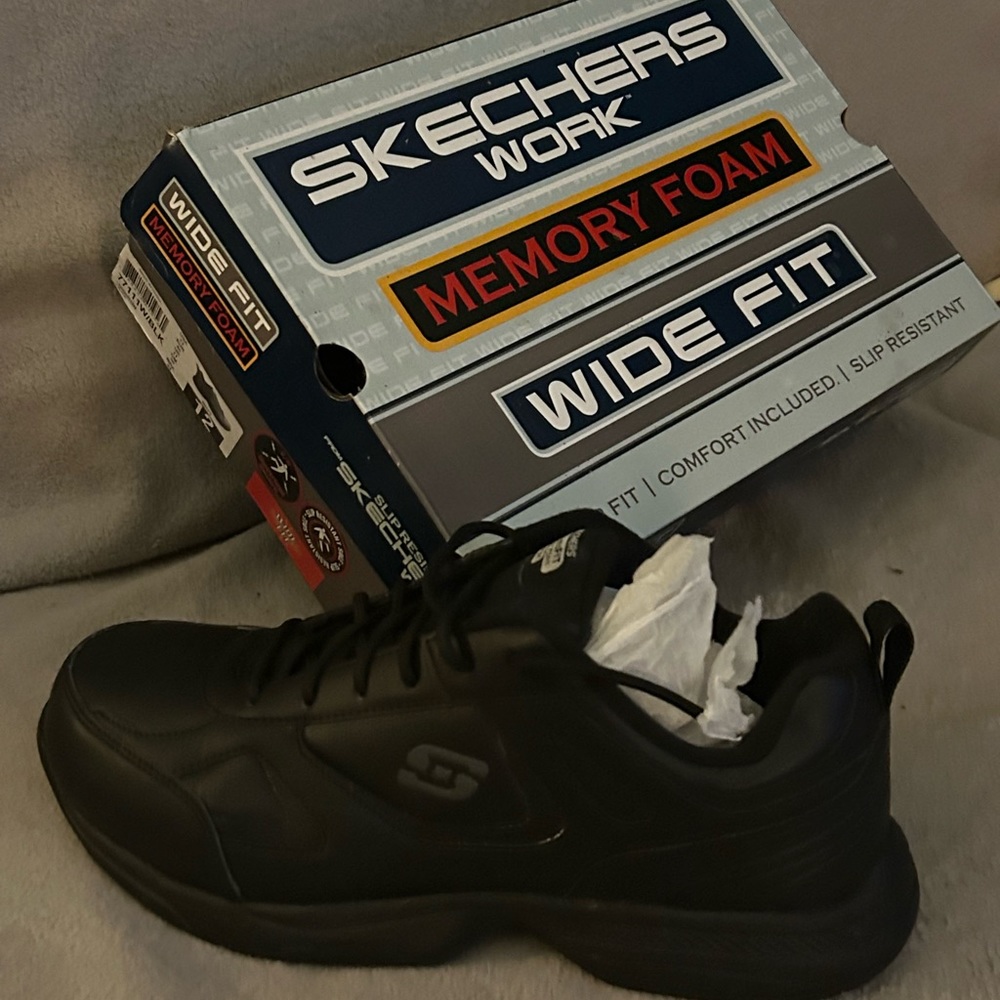 Skechers work men’s memory foam wide fit size 12